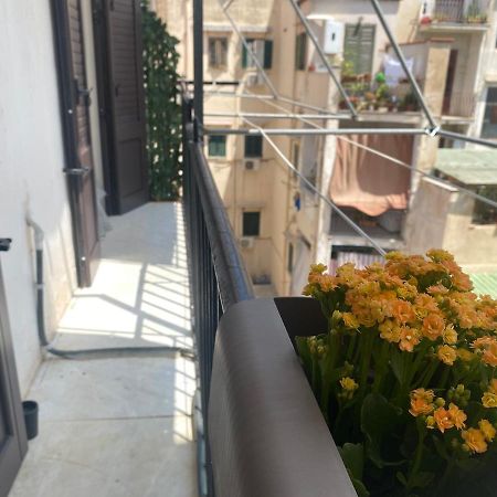 Al Civico 18 Apartment Палермо Екстериор снимка