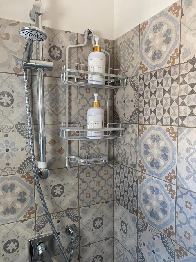 Al Civico 18 Apartment Палермо Екстериор снимка